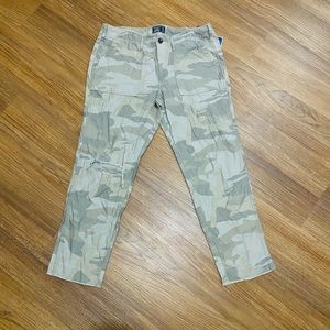 😎🎁Abercrombie & Fitch Fatigue crop/ankle👖size 29 meaning 8 women